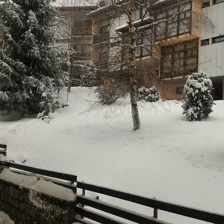 Centrale Vicino Cabinovia Magnolta E Piscina Aprica Exterior photo